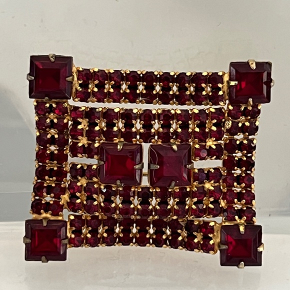 Vintage Brooch Czech Garnet Glass Bohemian - Picture 4 of 16